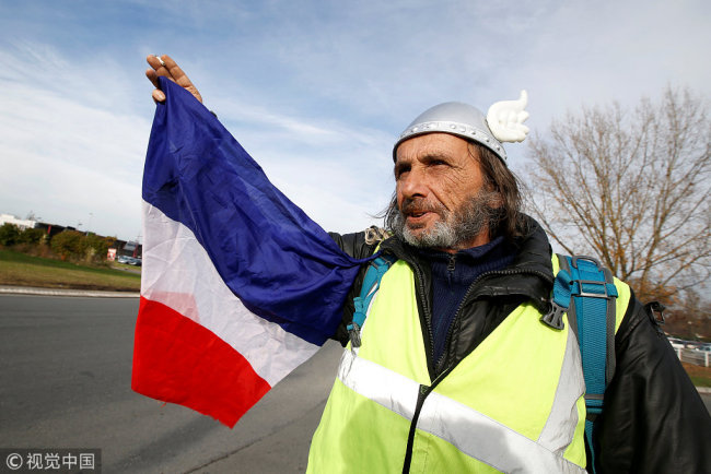 Francuska odustala od povećanja poreza na gorivo_fororder_French