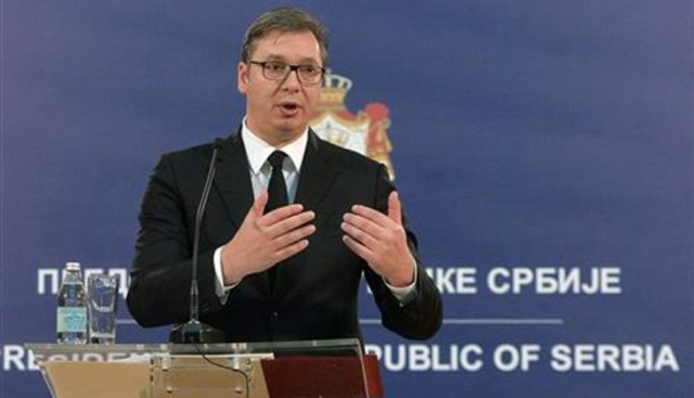 Vučić: Povucite varvarske tarife i razgovaraćemo