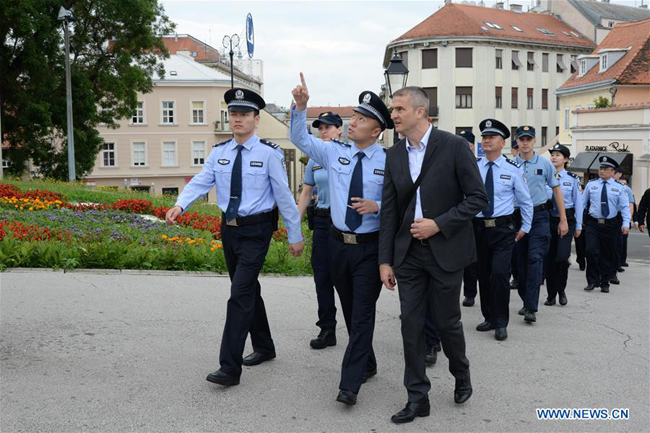 Kineski i hrvatski policajci u drugoj zajedničkoj patroli_fororder_police 2