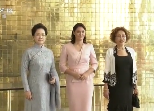 Peng Lijuen posetila predsedničku palatu Brazila_fororder_peng.PNG